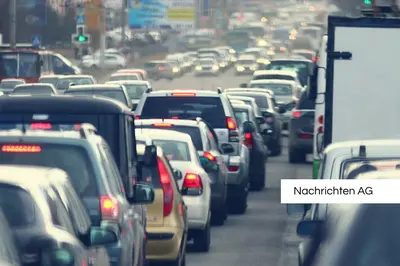 Verkehrschaos in Rostock: Massive Staus und Baustellen warten!